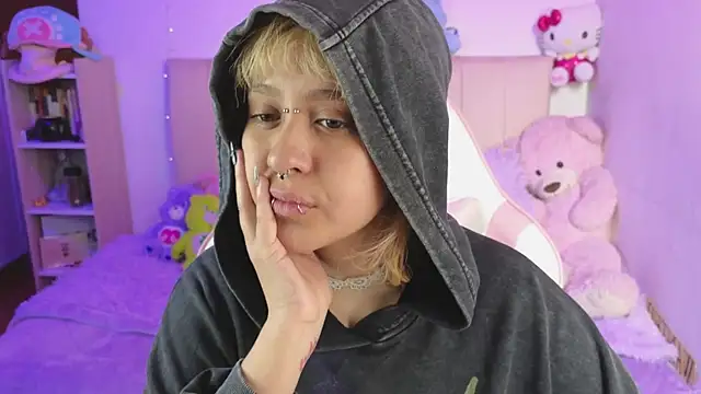 Snapshot of NekoWaifu chatting on 06-15-26, 03:25 NekoWaifu online show from 06-15-26, 03:25