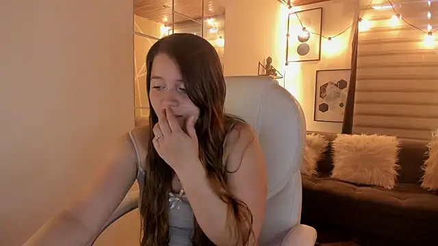 sophiee09  online show from 10-16-25, 01:56