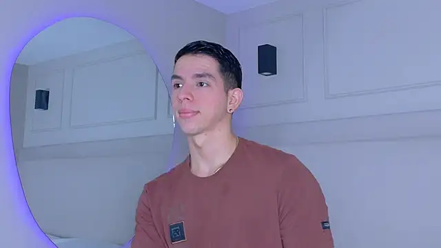 Snapshot of ZaneDawson chatting on 09-25-25, 03:21 ZaneDawson online show from 09-25-25, 03:21