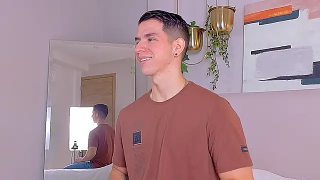 Snapshot of ZaneDawson chatting on 10-02-25, 03:24 ZaneDawson online show from 10-02-25, 03:24