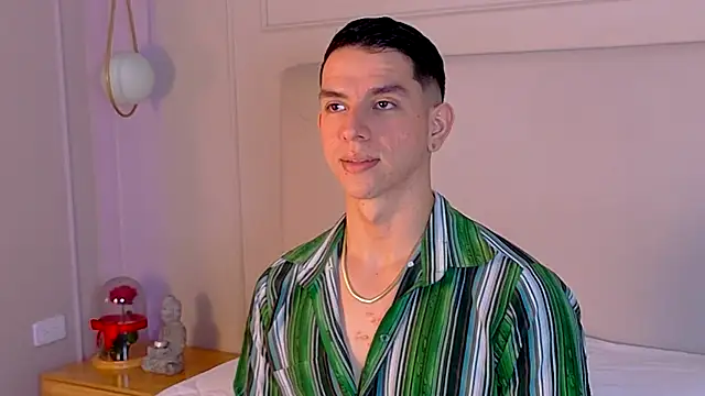 Snapshot of ZaneDawson chatting on 10-31-25, 03:51 ZaneDawson online show from 10-31-25, 03:51