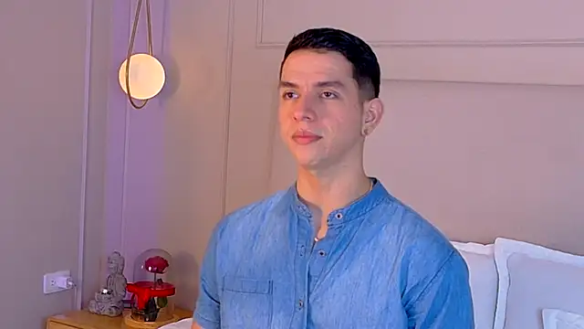 Snapshot of ZaneDawson chatting on 11-06-25, 03:51 ZaneDawson online show from 11-06-25, 03:51