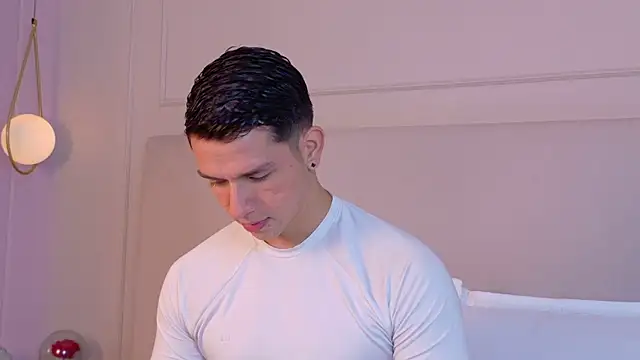 Snapshot of ZaneDawson chatting on 11-20-25, 03:18 ZaneDawson online show from 11-20-25, 03:18