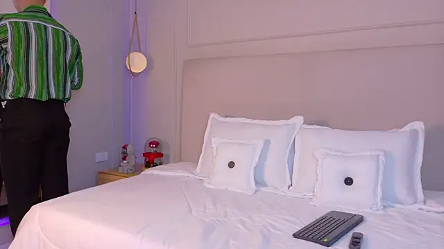 Snapshot of ZaneDawson chatting on 11-22-25, 03:38 ZaneDawson online show from 11-22-25, 03:38