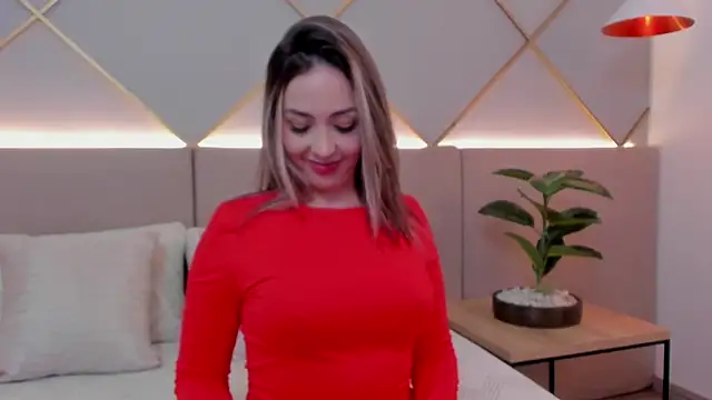 SophieeMills online show from 01-14-26, 10:58