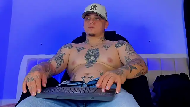 denis munera online show from 09-21-25, 03:24