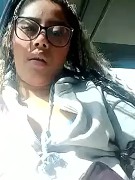 Snapshot of Ebony-Goddess19 chatting on 10-04-25, 01:31 Ebony-Goddess19 online show from 10-04-25, 01:31