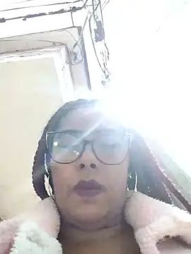 Snapshot of Ebony-Goddess19 chatting on 11-07-25, 04:18 Ebony-Goddess19 online show from 11-07-25, 04:18