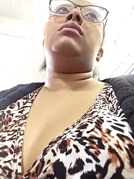 Snapshot of Ebony-Goddess19 chatting on 01-14-26, 07:08 Ebony-Goddess19 online show from 01-14-26, 07:08