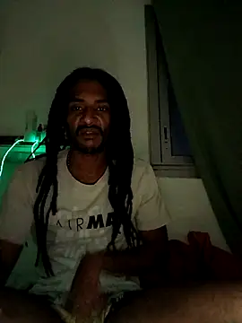 Snapshot of Mikaaa97 chatting on 10-06-25, 12:30 Mikaaa97 online show from 10-06-25, 12:30