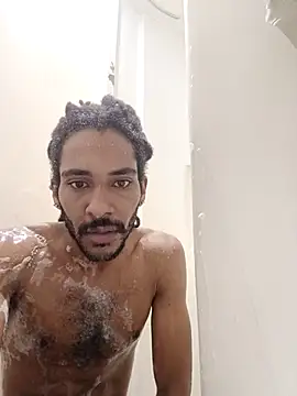 Snapshot of Mikaaa97 chatting on 12-17-25, 05:08 Mikaaa97 online show from 12-17-25, 05:08