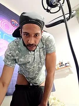 Mikaaa97 online show from 03-11-26, 12:05