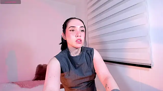 SarahCastillo  online show from 02-02-26, 02:43