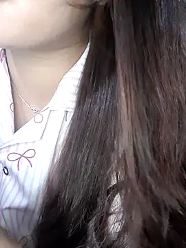 Linksys nicee online show from 04-12-26, 04:45