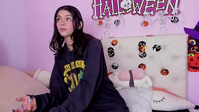 Yuni kim online show from 11-03-25, 03:57