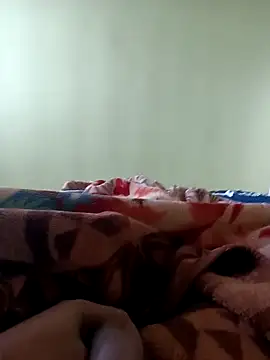 Snapshot of romero115 chatting on 11-27-25, 09:55 romero115 online show from 11-27-25, 09:55