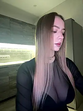 Snapshot of MissOyee chatting on 01-14-26, 07:19 MissOyee online show from 01-14-26, 07:19