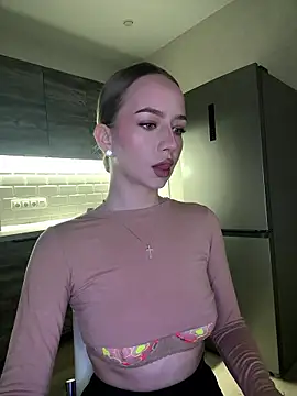 Snapshot of MissOyee chatting on 01-15-26, 07:39 MissOyee online show from 01-15-26, 07:39