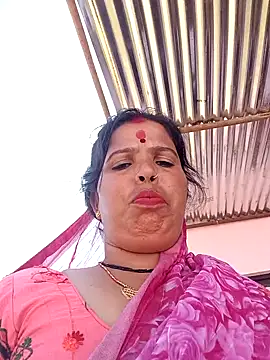 Snapshot of Hott_locky chatting on 09-24-25, 06:28 Hott locky online show from 09-24-25, 06:28