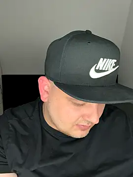 xXLustMolchXx online show from 09-24-25, 04:32