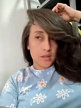 Snapshot of valery506 chatting on 02-19-26, 05:53 valery506 online show from 02-19-26, 05:53