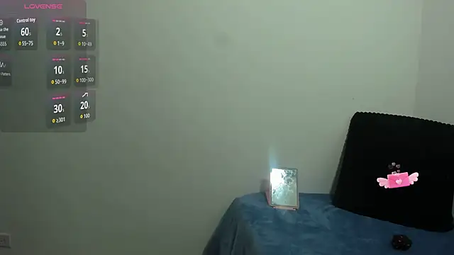 Snapshot of brittanyy20 chatting on 10-01-25, 10:21 brittanyy20 online show from 10-01-25, 10:21