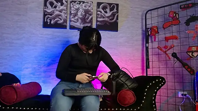 Daphnee-x online show from 01-15-26, 11:59