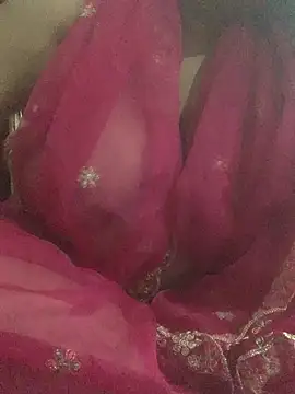 Snapshot of hottyshanaya chatting on 07-18-26, 07:06 hottyshanaya online show from 07-18-26, 07:06