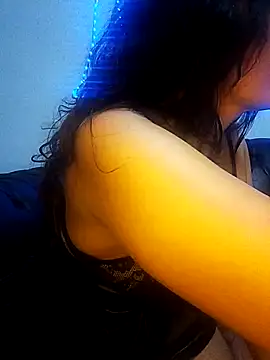 Snapshot of dulcefanny chatting on 06-08-26, 01:28 dulcefanny online show from 06-08-26, 01:28