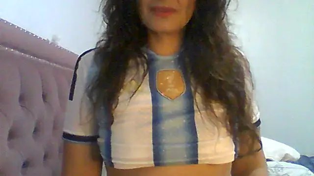 Snapshot of dulcefanny chatting on 06-09-26, 04:51 dulcefanny online show from 06-09-26, 04:51