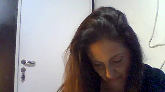 Snapshot of dulcefanny chatting on 06-14-26, 01:25 dulcefanny online show from 06-14-26, 01:25