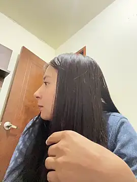 Snapshot of Karlee_Grey1 chatting on 09-20-25, 07:26 Karlee Grey1 online show from 09-20-25, 07:26