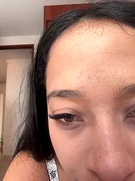 Snapshot of CatalinaBel chatting on 11-08-25, 06:07 CatalinaBel online show from 11-08-25, 06:07