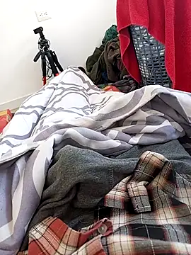 Snapshot of MarlonRav7 chatting on 09-30-25, 12:54 MarlonRav7 online show from 09-30-25, 12:54