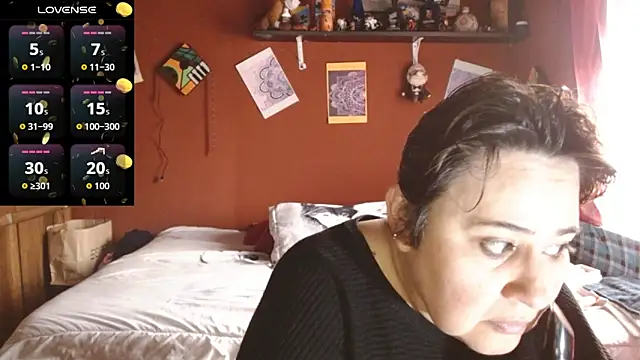 Snapshot of Sasharosee2 chatting on 10-11-25, 12:36 Sasharosee2 online show from 10-11-25, 12:36