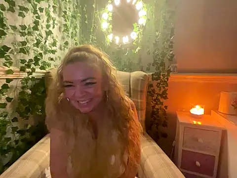 Snapshot of BonnyDesire chatting on 10-16-25, 07:26 BonnyDesire online show from 10-16-25, 07:26