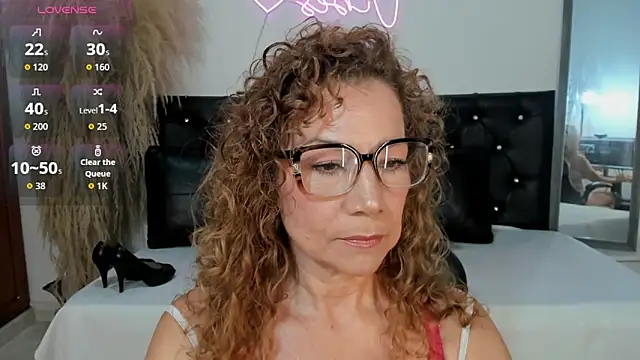 Jademommy  online show from 10-06-25, 03:53