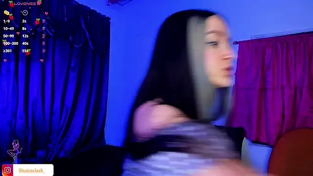 Shairaclark  online show from 10-02-25, 12:39