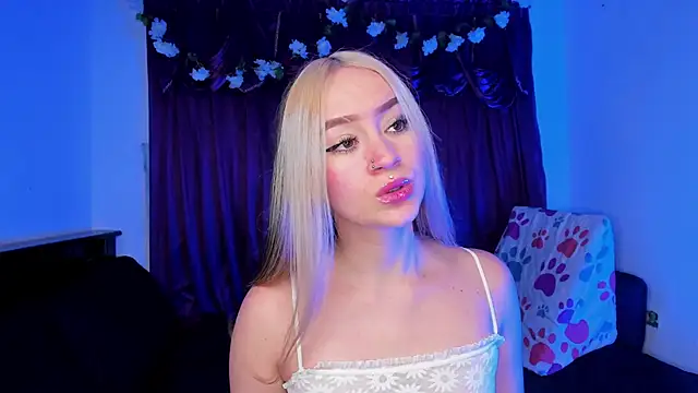 Shairaclark  online show from 06-04-26, 02:39