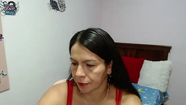Snapshot of camilavargas_ chatting on 06-23-26, 07:23 camilavargas online show from 06-23-26, 07:23
