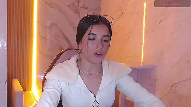 sophiadoll tf online show from 05-15-26, 08:38