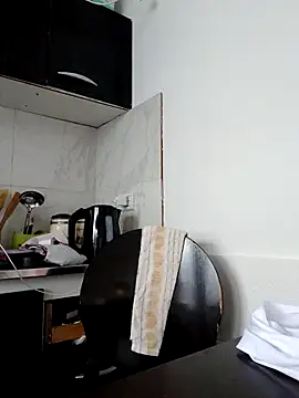 Snapshot of linameii chatting on 02-20-26, 10:10 linameii online show from 02-20-26, 10:10