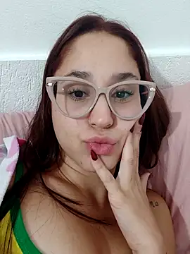 Snapshot of linameii chatting on 02-26-26, 09:08 linameii online show from 02-26-26, 09:08