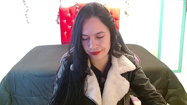 cristal1609 online show from 12-15-25, 12:53