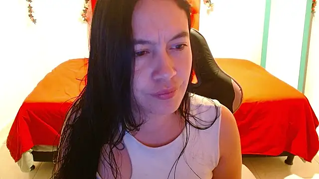 Snapshot of cristal1609 chatting on 03-18-26, 01:03 cristal1609 online show from 03-18-26, 01:03