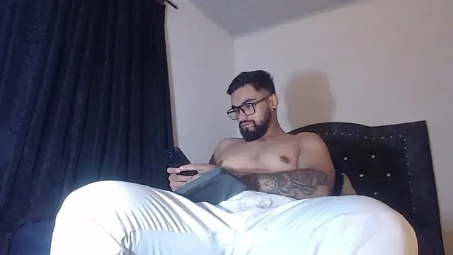 Chrys harris77 online show from 03-25-26, 03:56