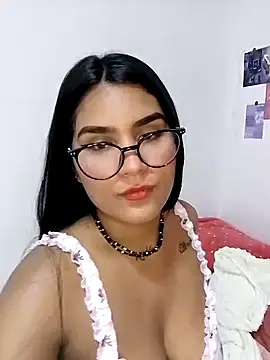 Renata Zoe online show from 10-06-25, 01:25