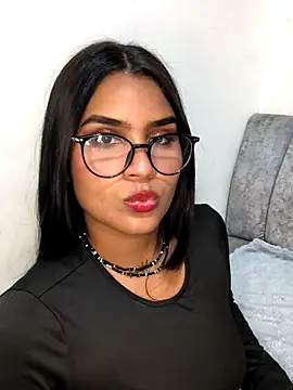 Renata Zoe online show from 11-22-25, 02:10