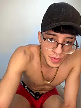 Snapshot of arthurdavies chatting on 10-20-25, 07:20 arthurdavies online show from 10-20-25, 07:20