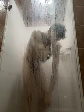 Snapshot of arthurdavies chatting on 10-21-25, 04:46 arthurdavies online show from 10-21-25, 04:46